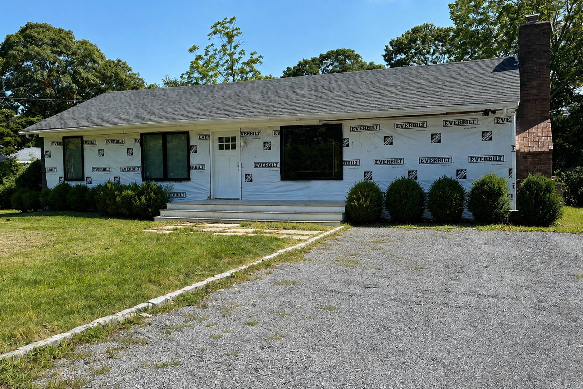 68 Fanning Ave