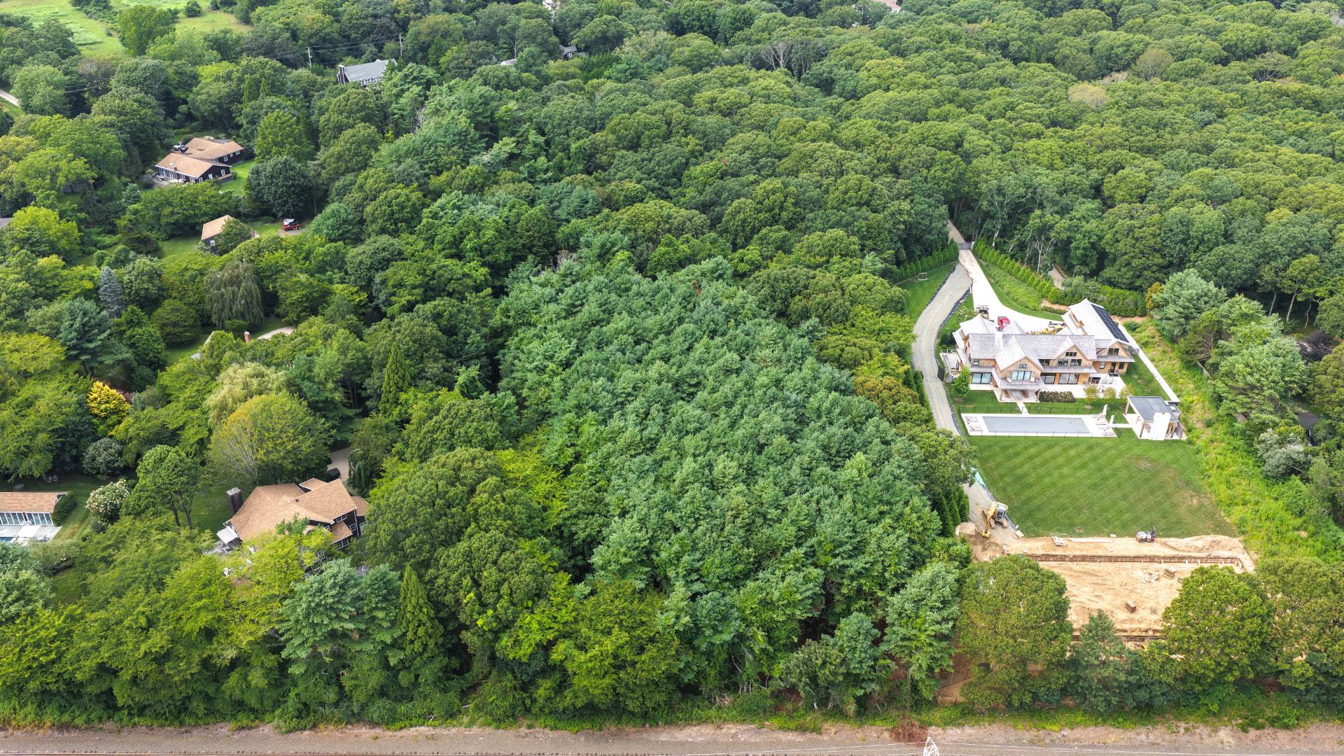 134 ACCABONAC RD
