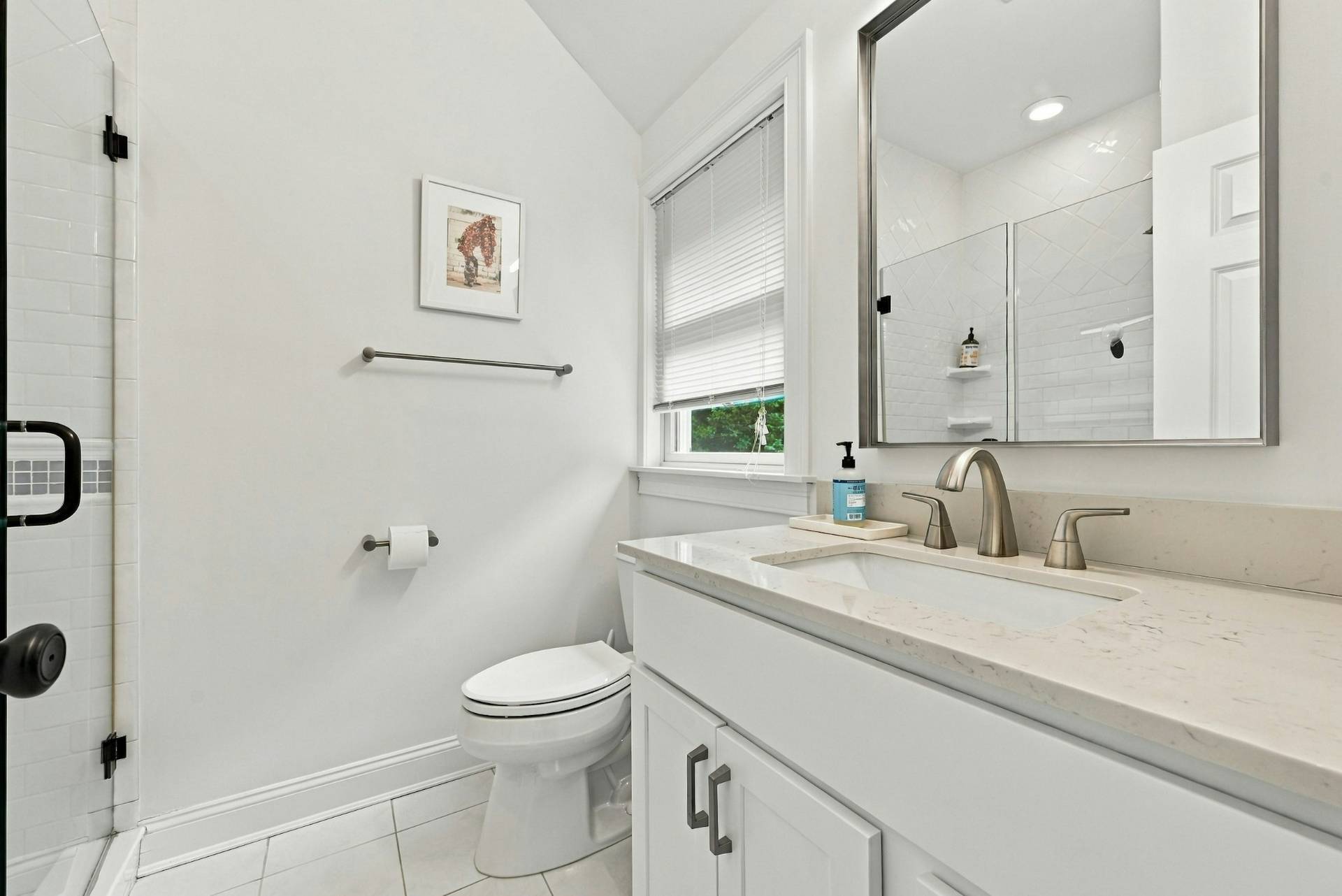 8 Lincoln Ave