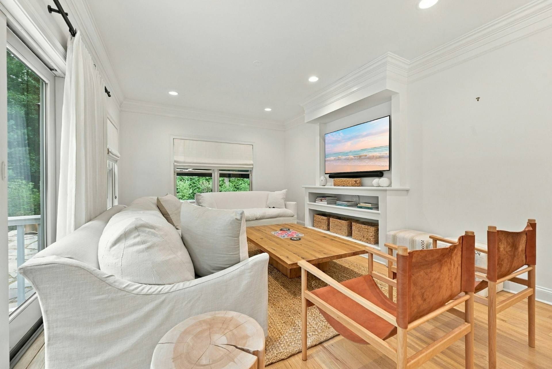 8 Lincoln Ave