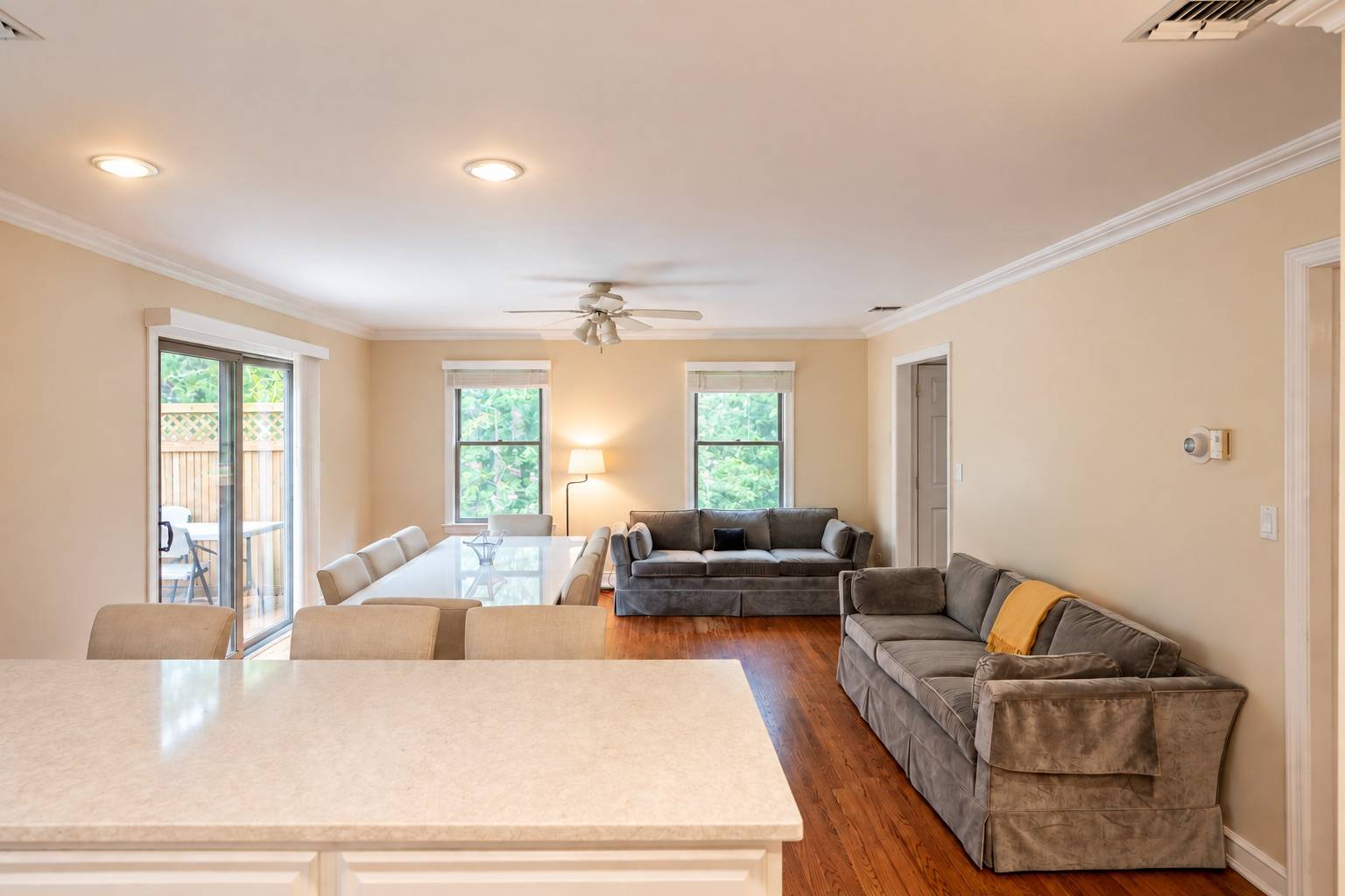 7 WOODY CT