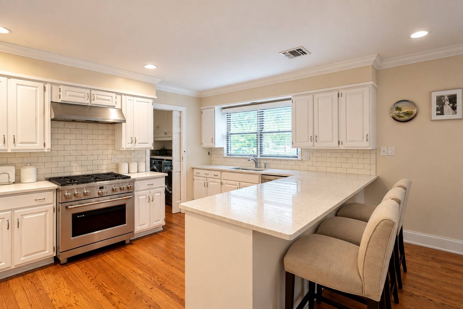 7 WOODY CT