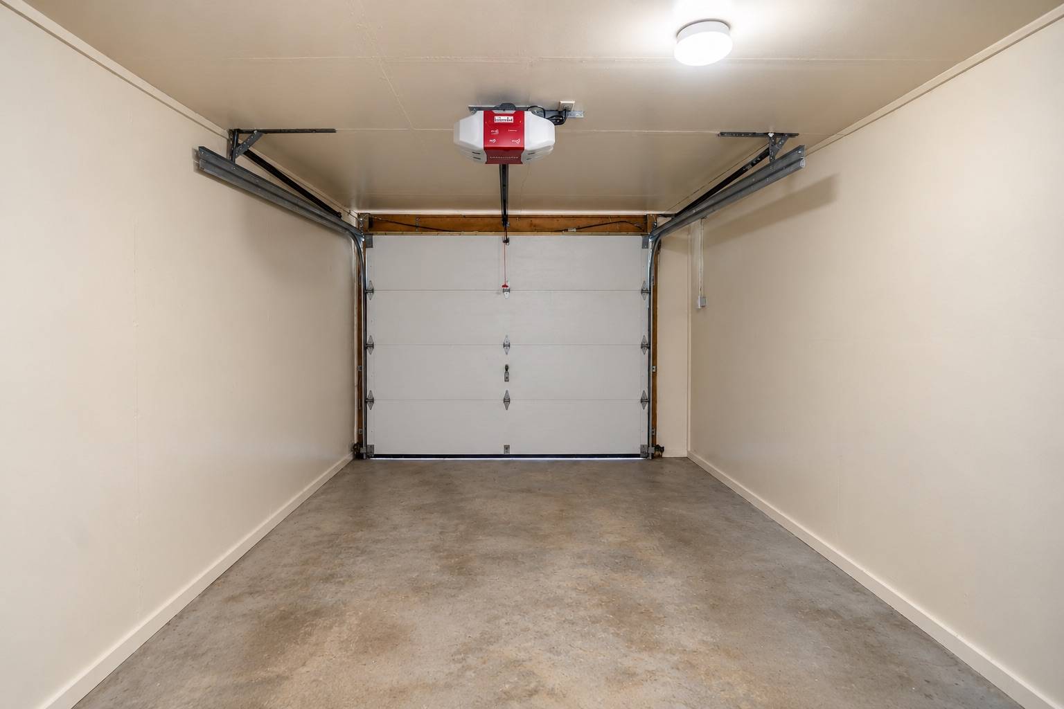 7 WOODY CT