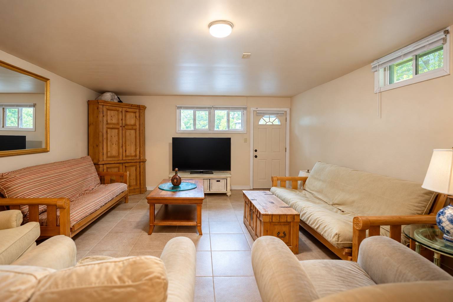 7 WOODY CT