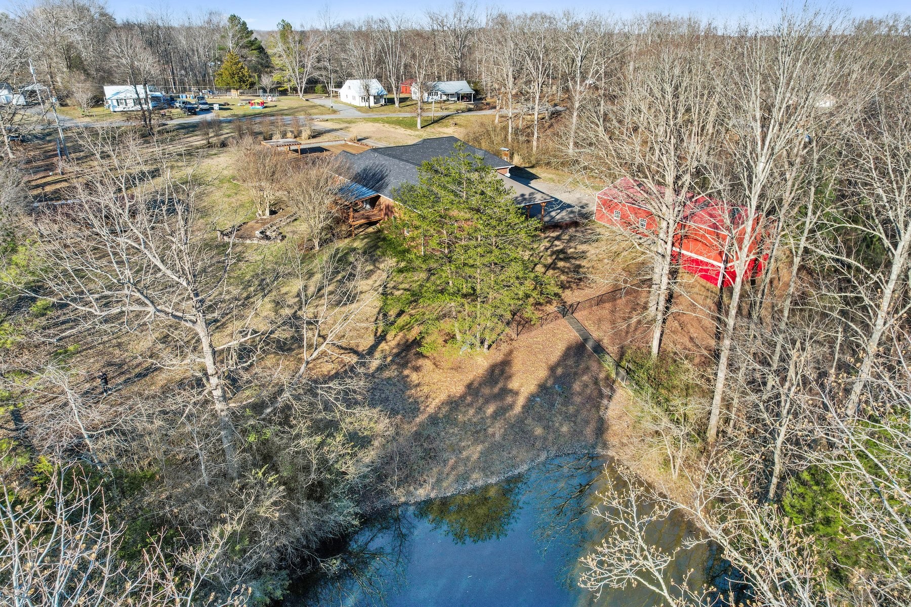 1206 N Oak Dr