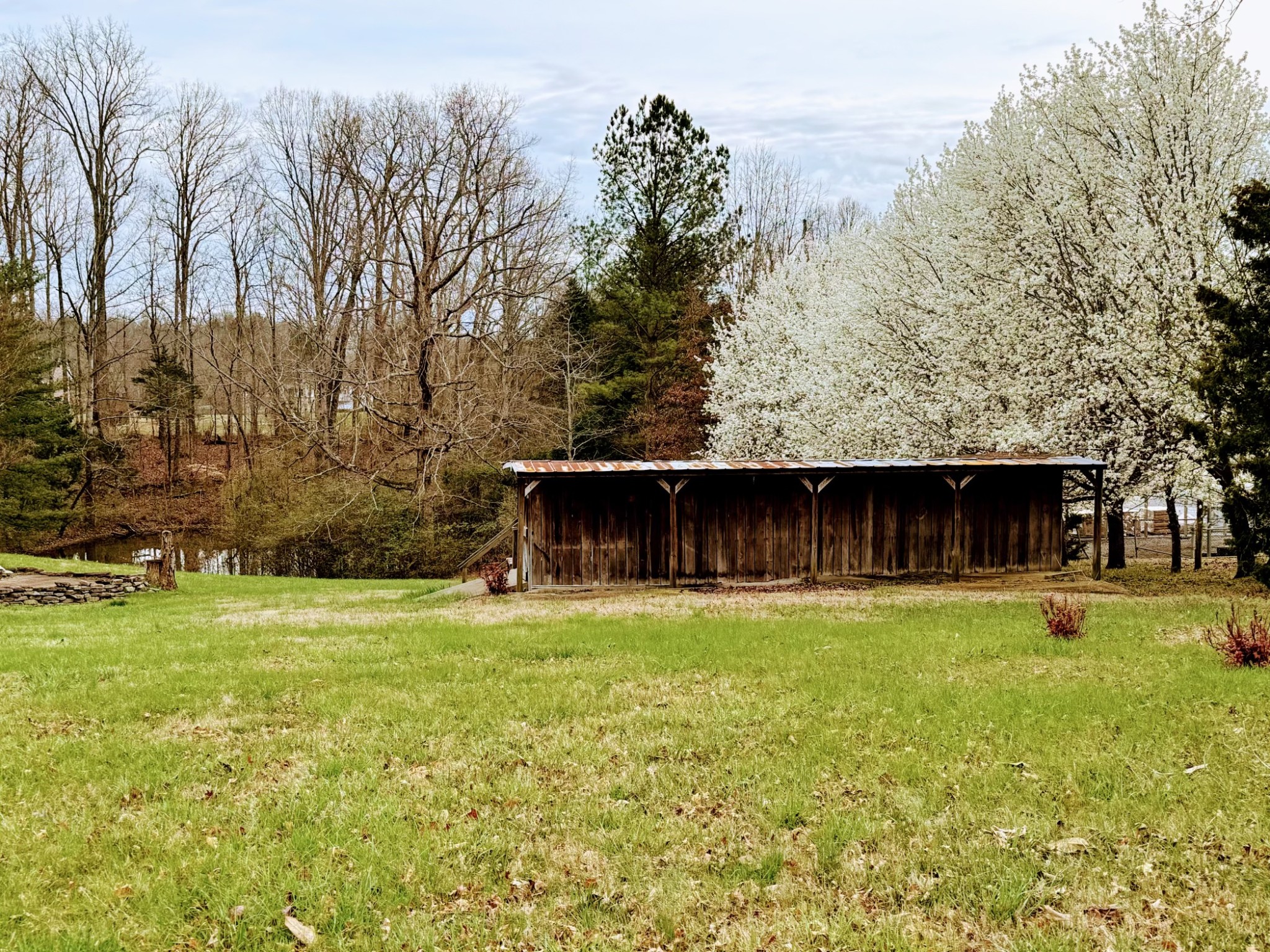 1206 N Oak Dr