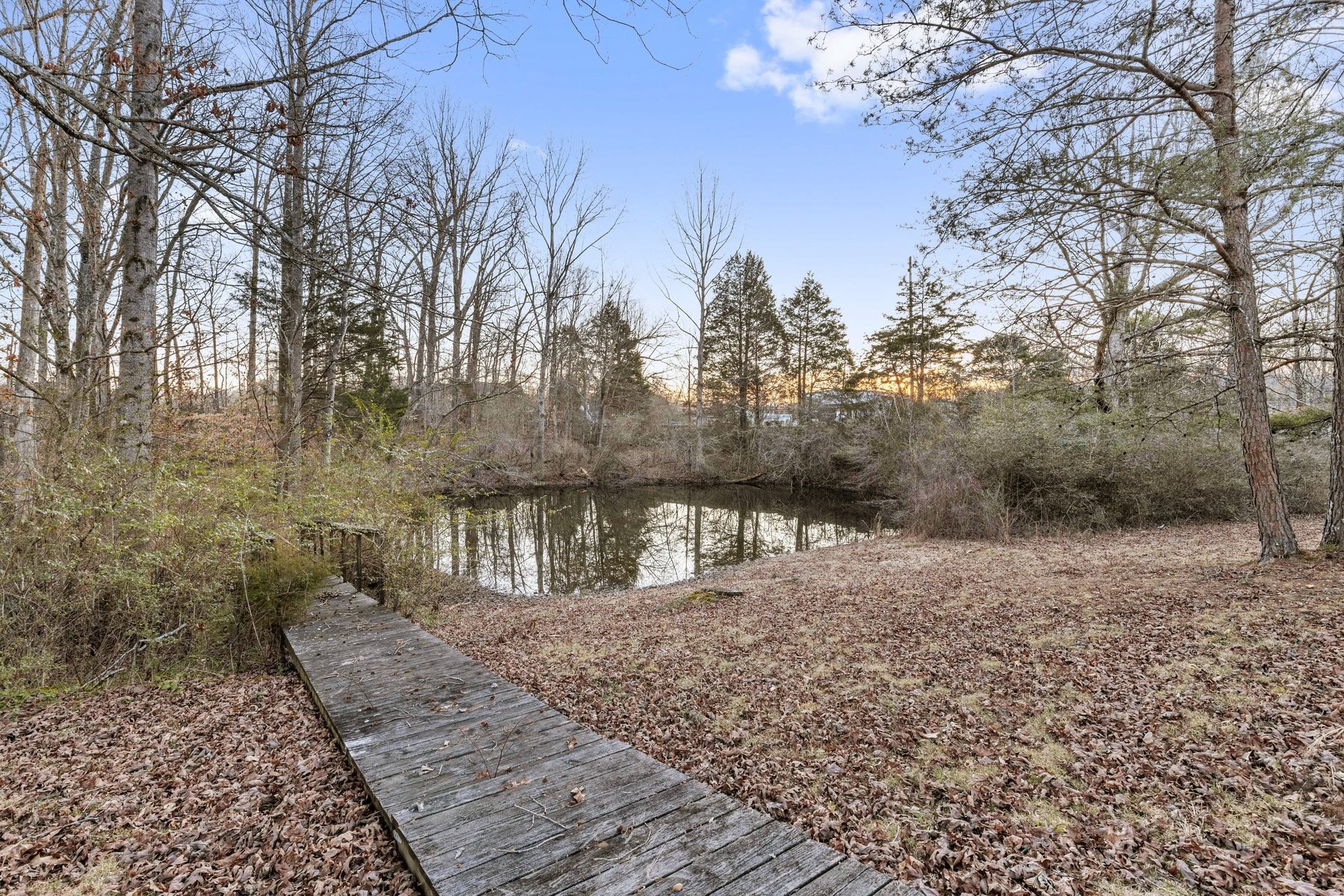 1206 N Oak Dr