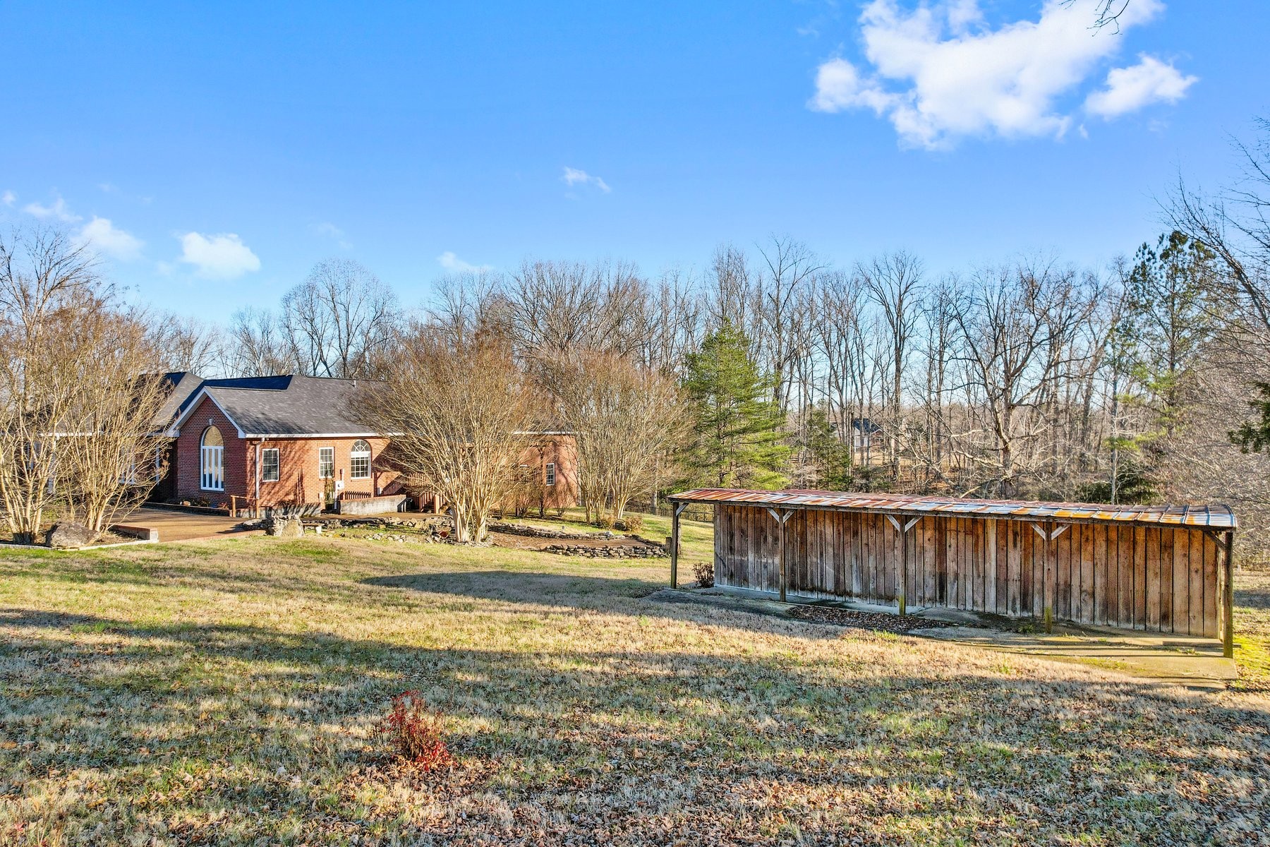 1206 N Oak Dr