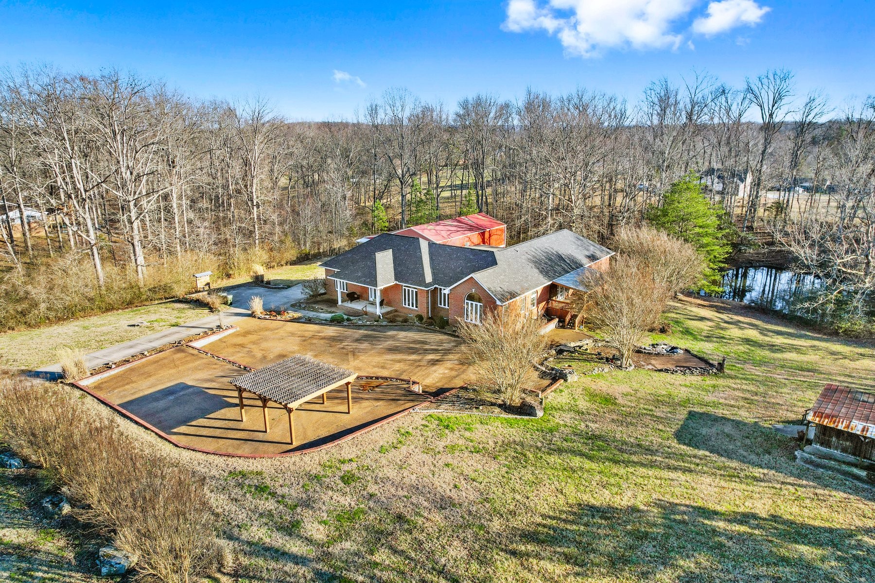 1206 N Oak Dr