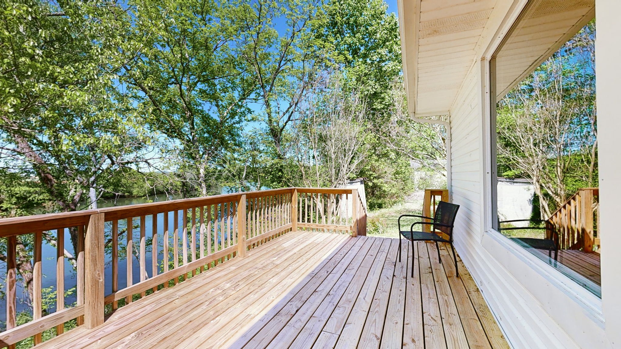18 Dr James Fisher Cir