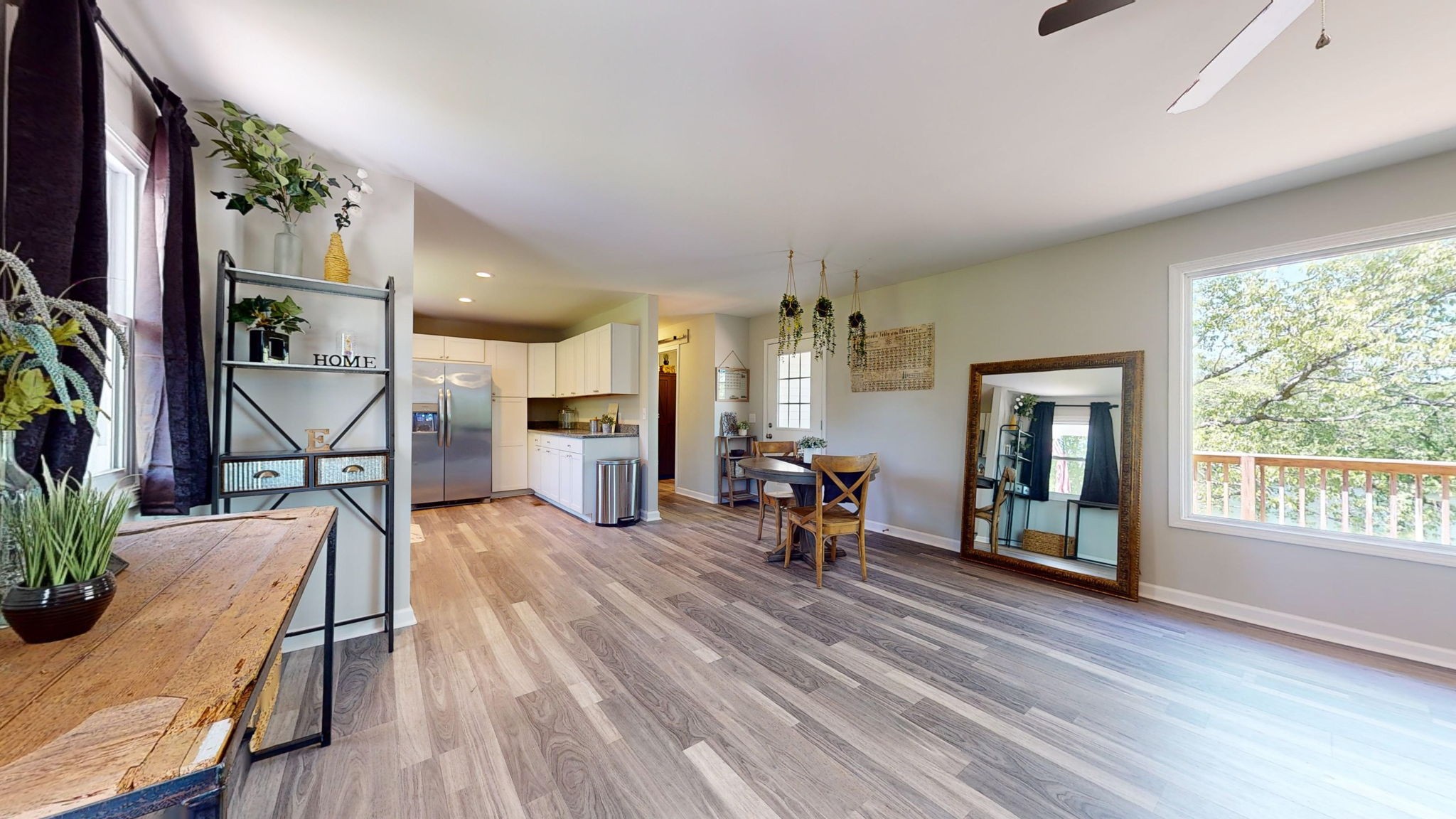 18 Dr James Fisher Cir