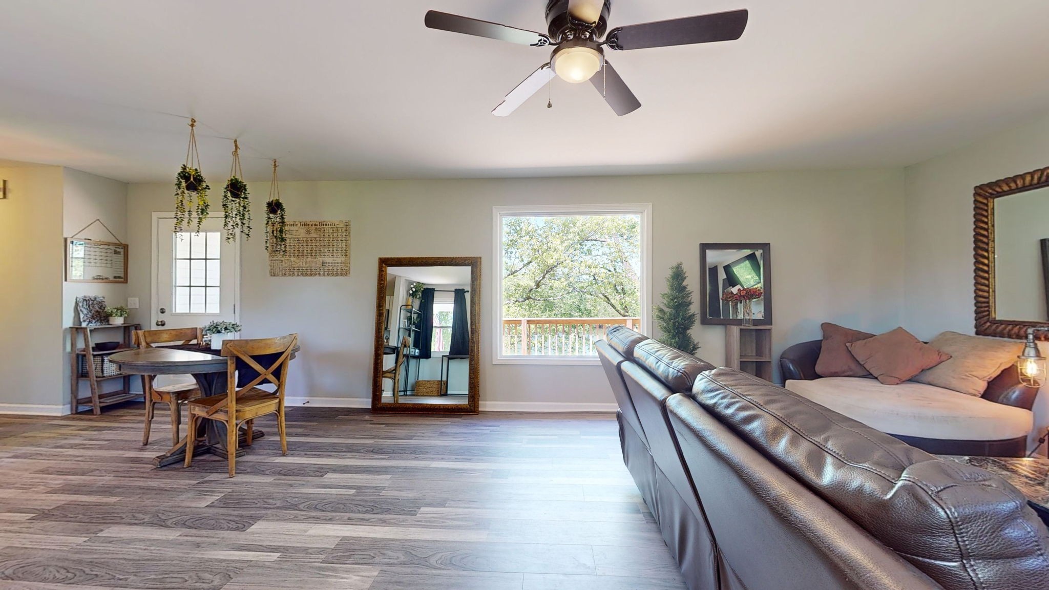 18 Dr James Fisher Cir