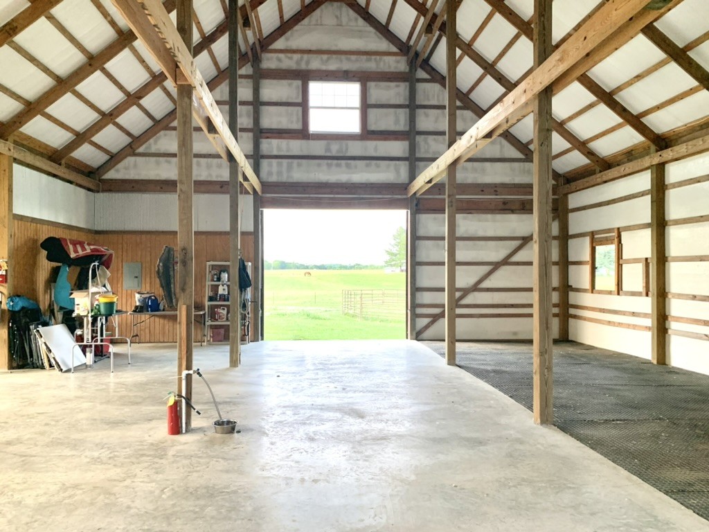 300B Governor Hall Rd