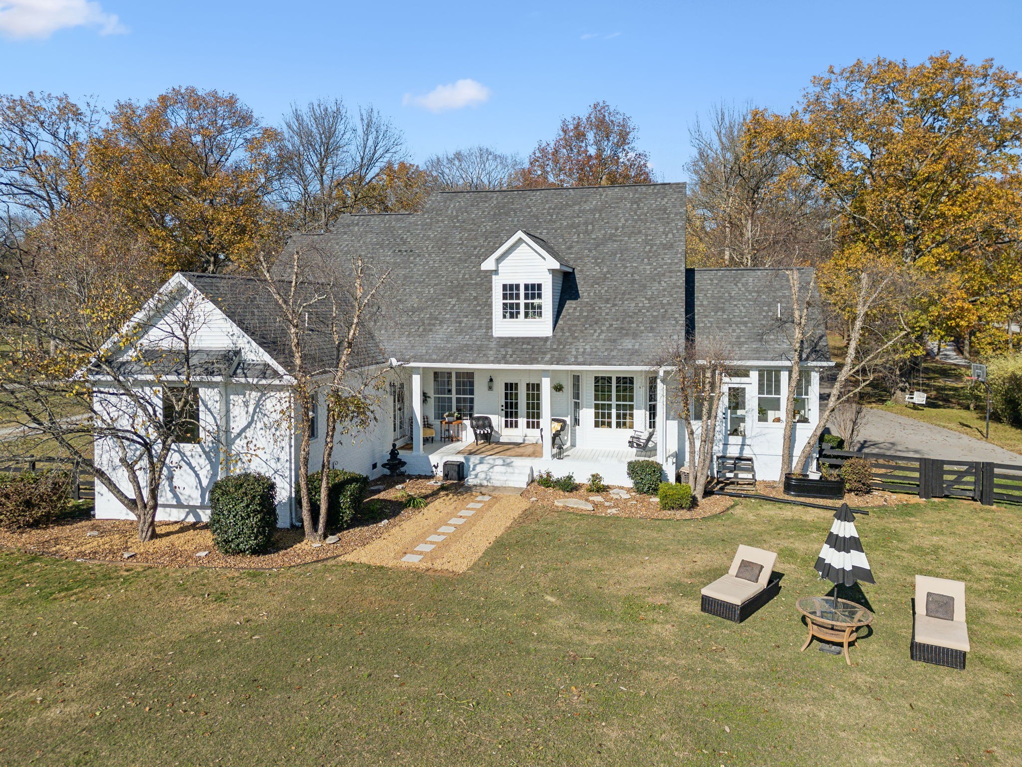 576 Rocky Valley Rd