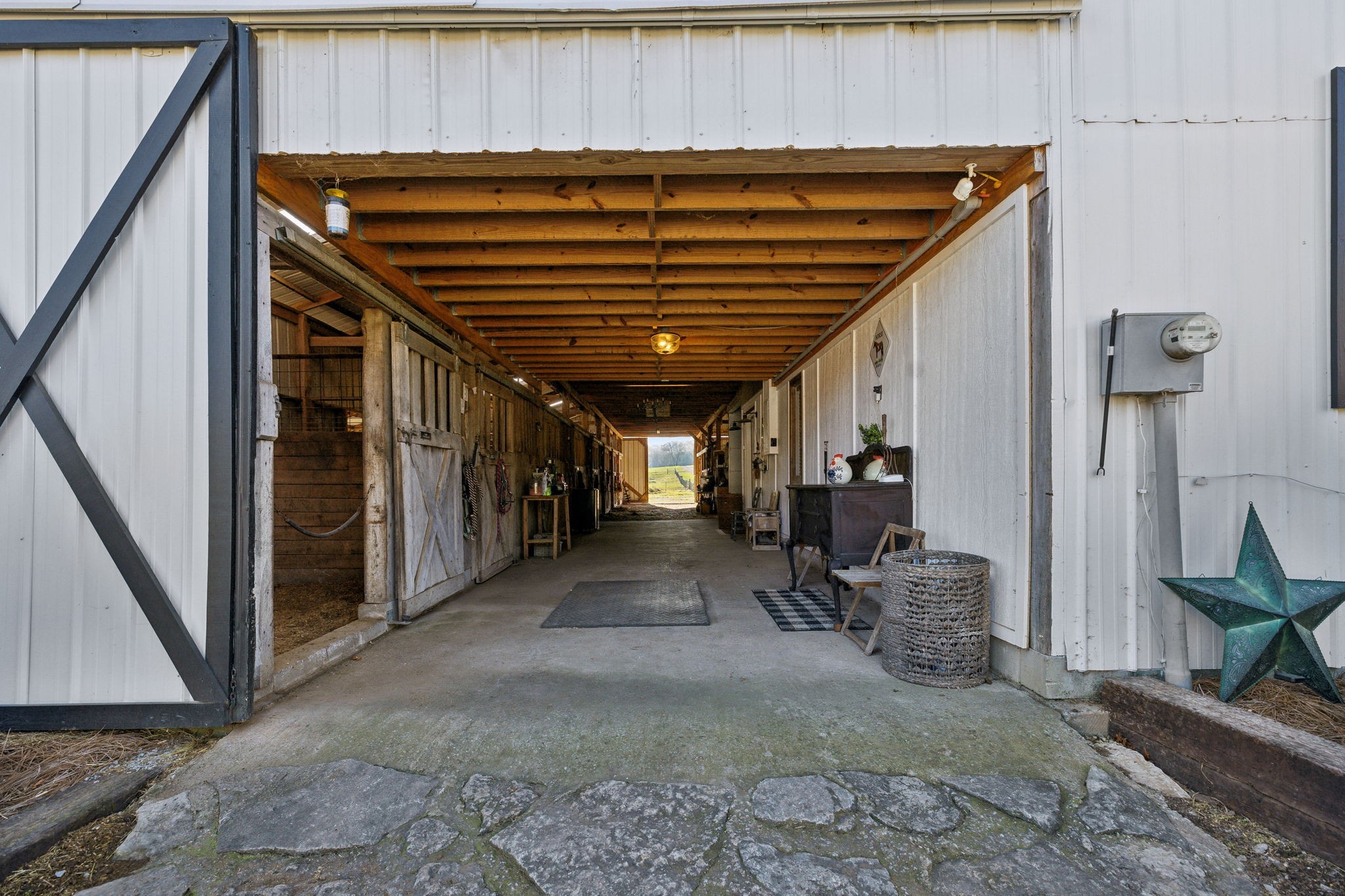 576 Rocky Valley Rd