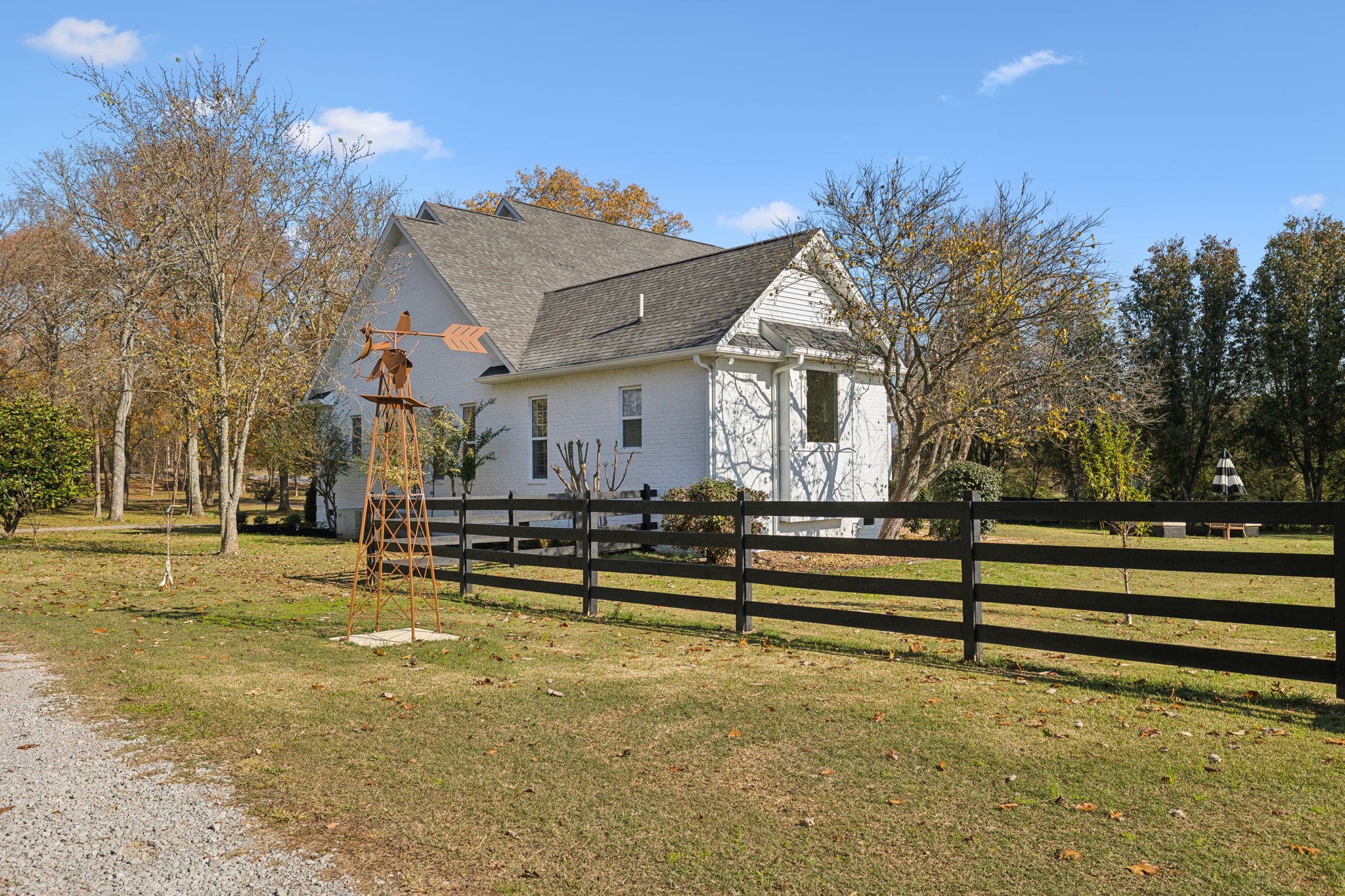 576 Rocky Valley Rd
