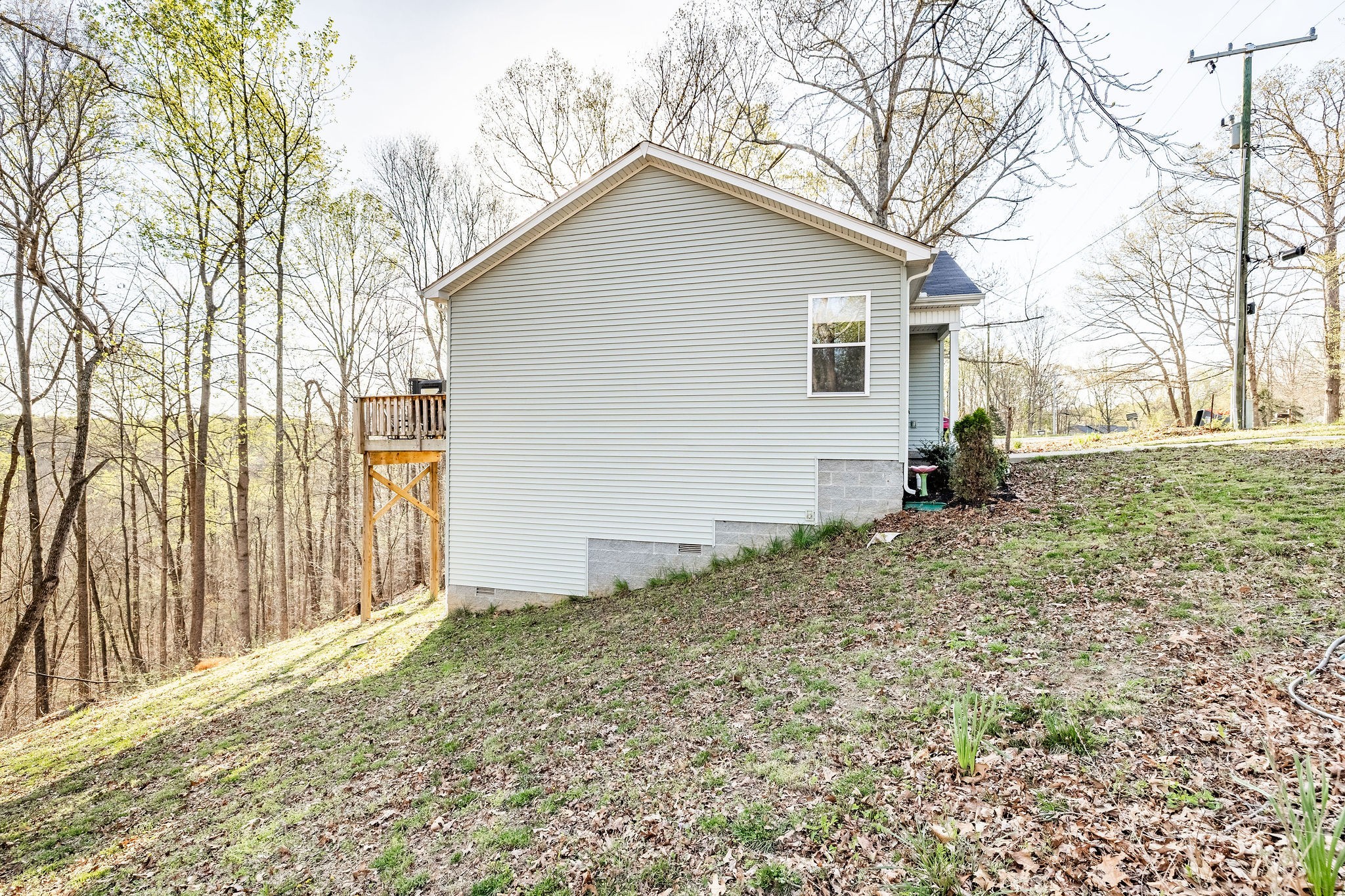 1422 Winding Way Dr