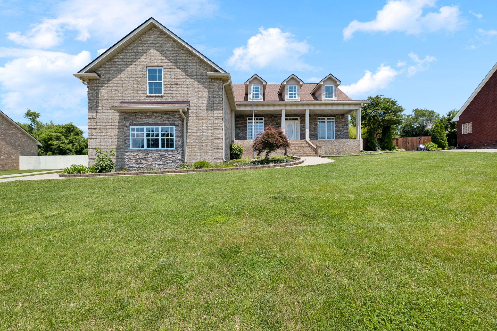 109 Chalford Pl