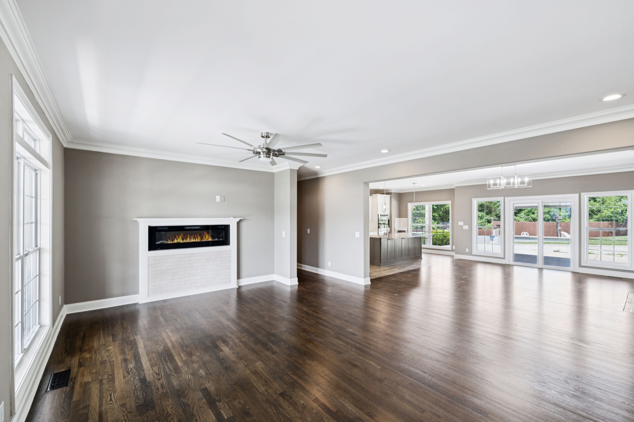 109 Chalford Pl