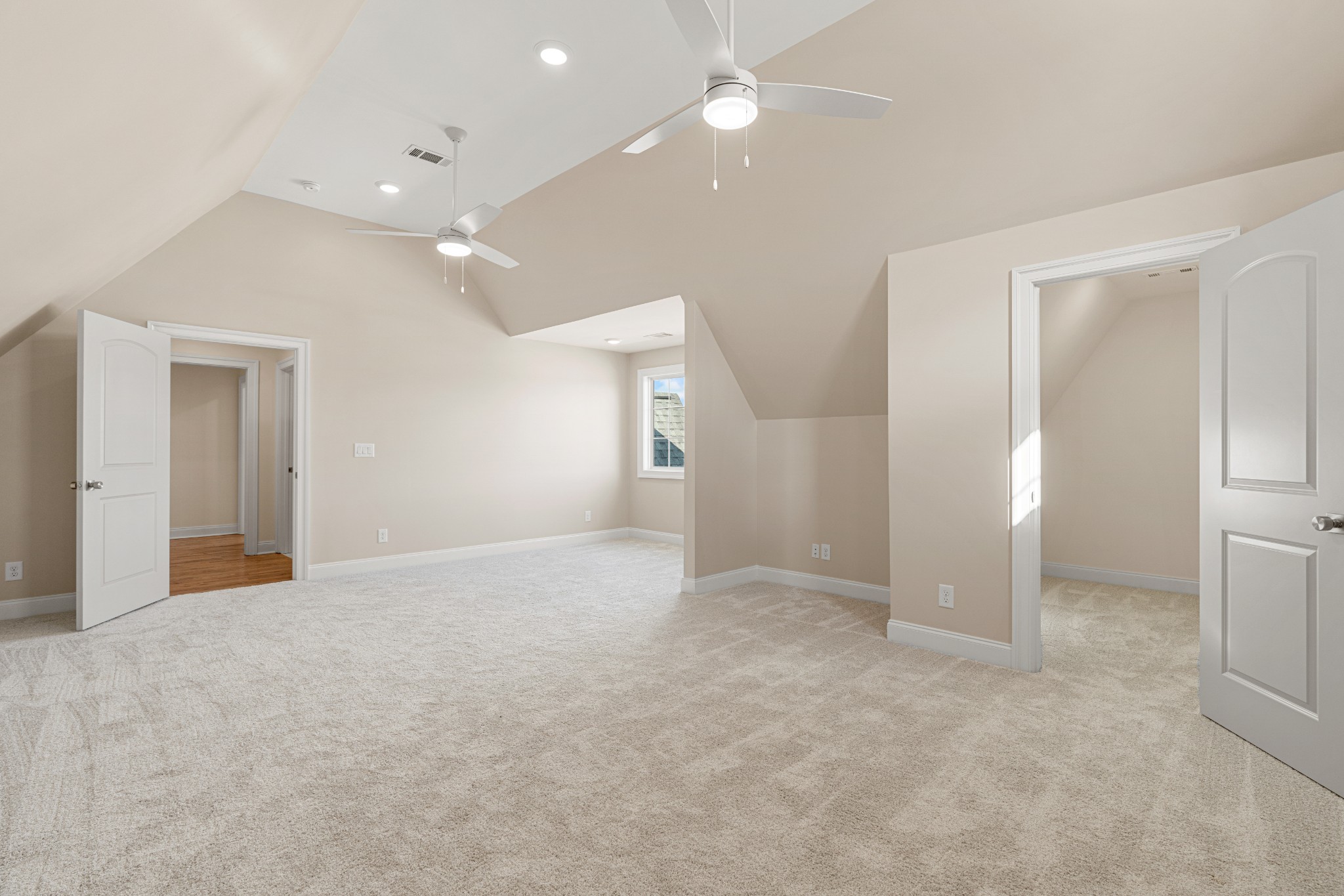 309 Oaks Xing