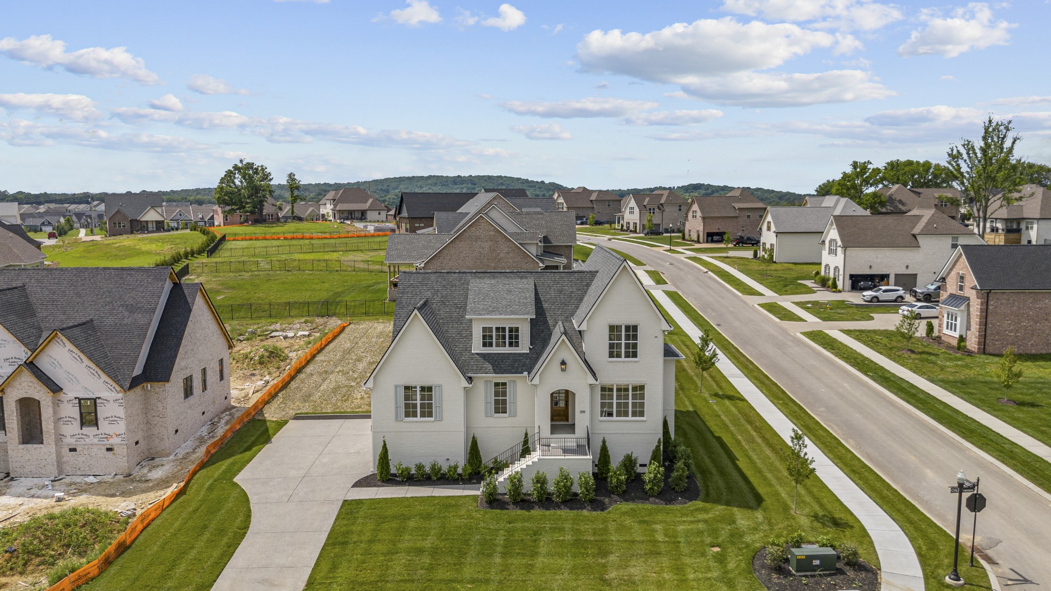 309 Oaks Xing