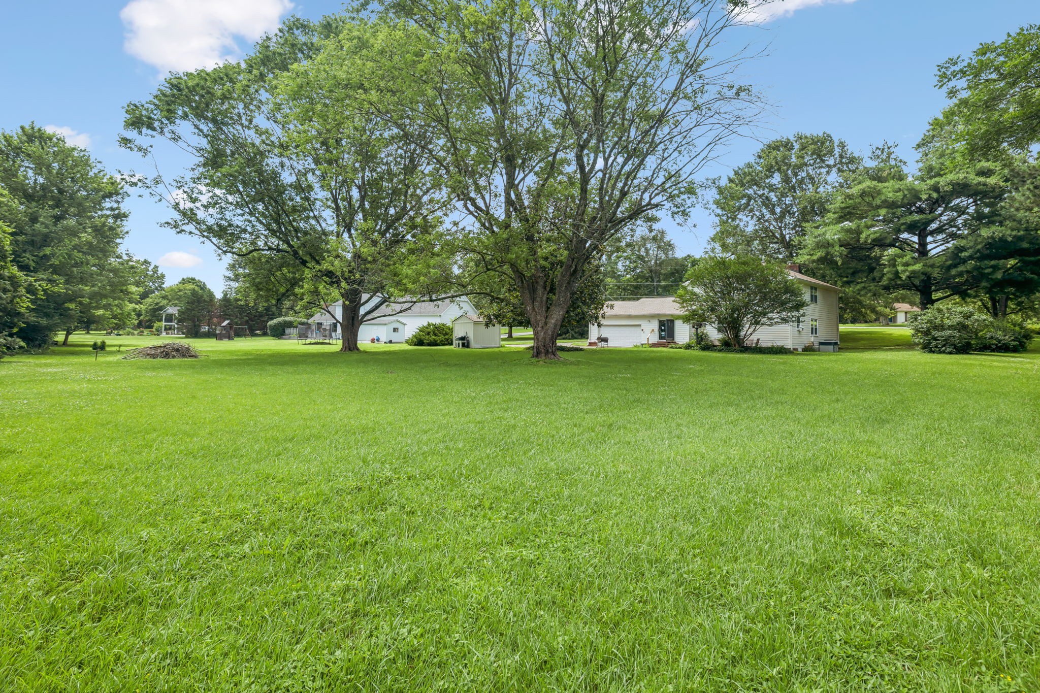 112 Ridgewood Rd