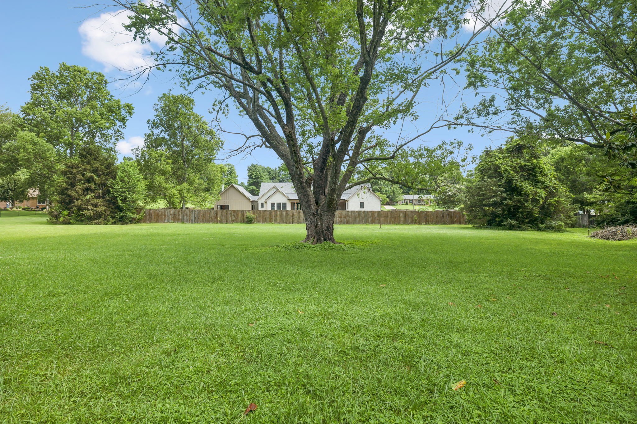 112 Ridgewood Rd
