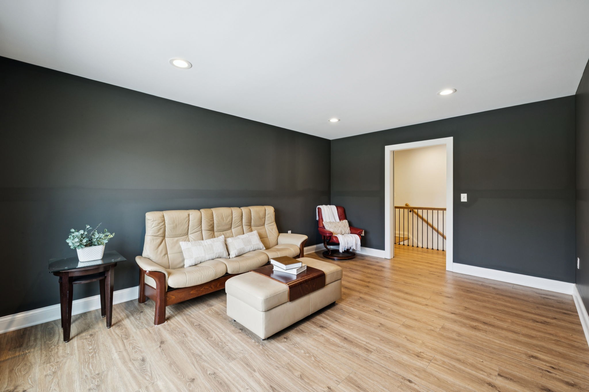 690 Burford Rd
