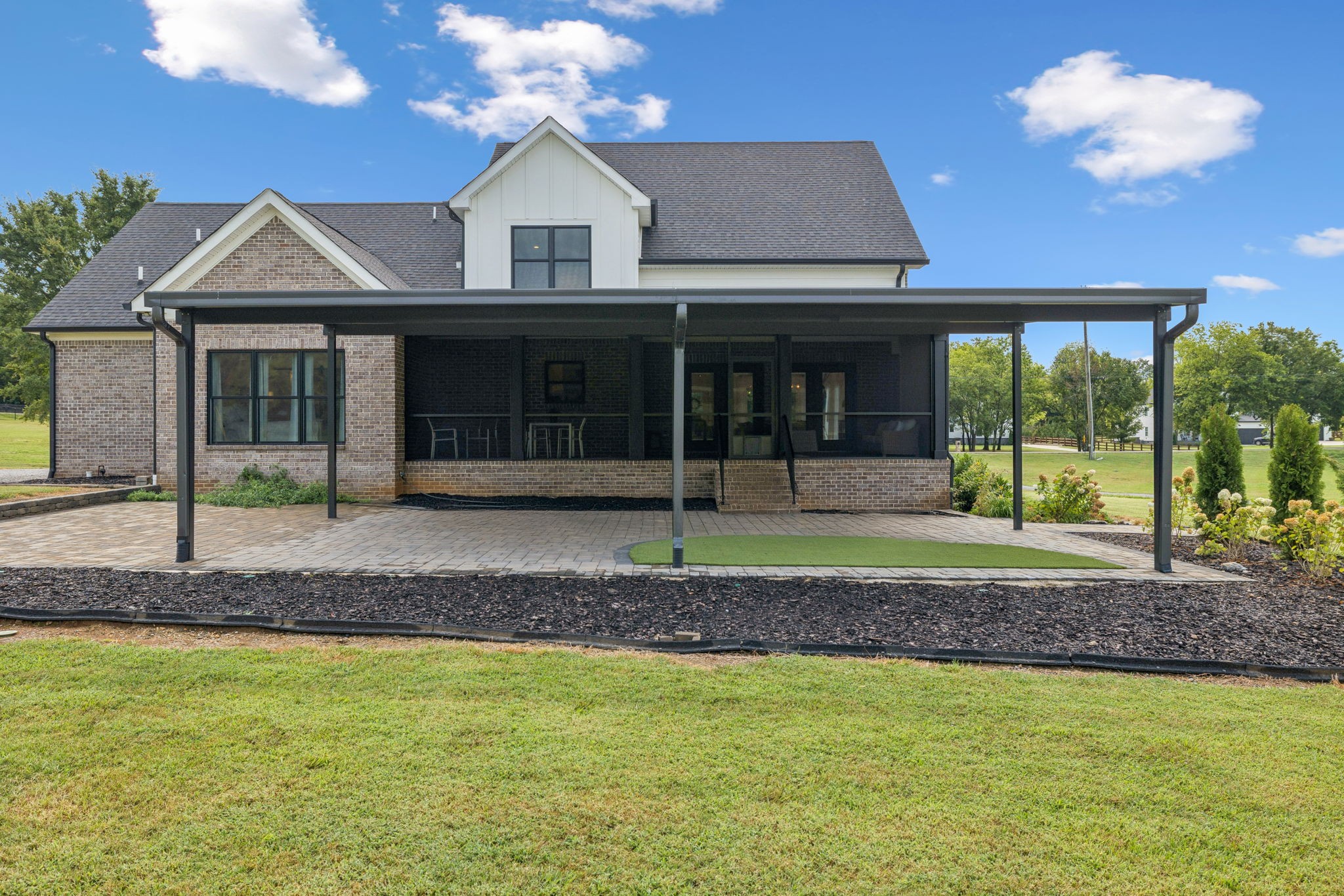 690 Burford Rd
