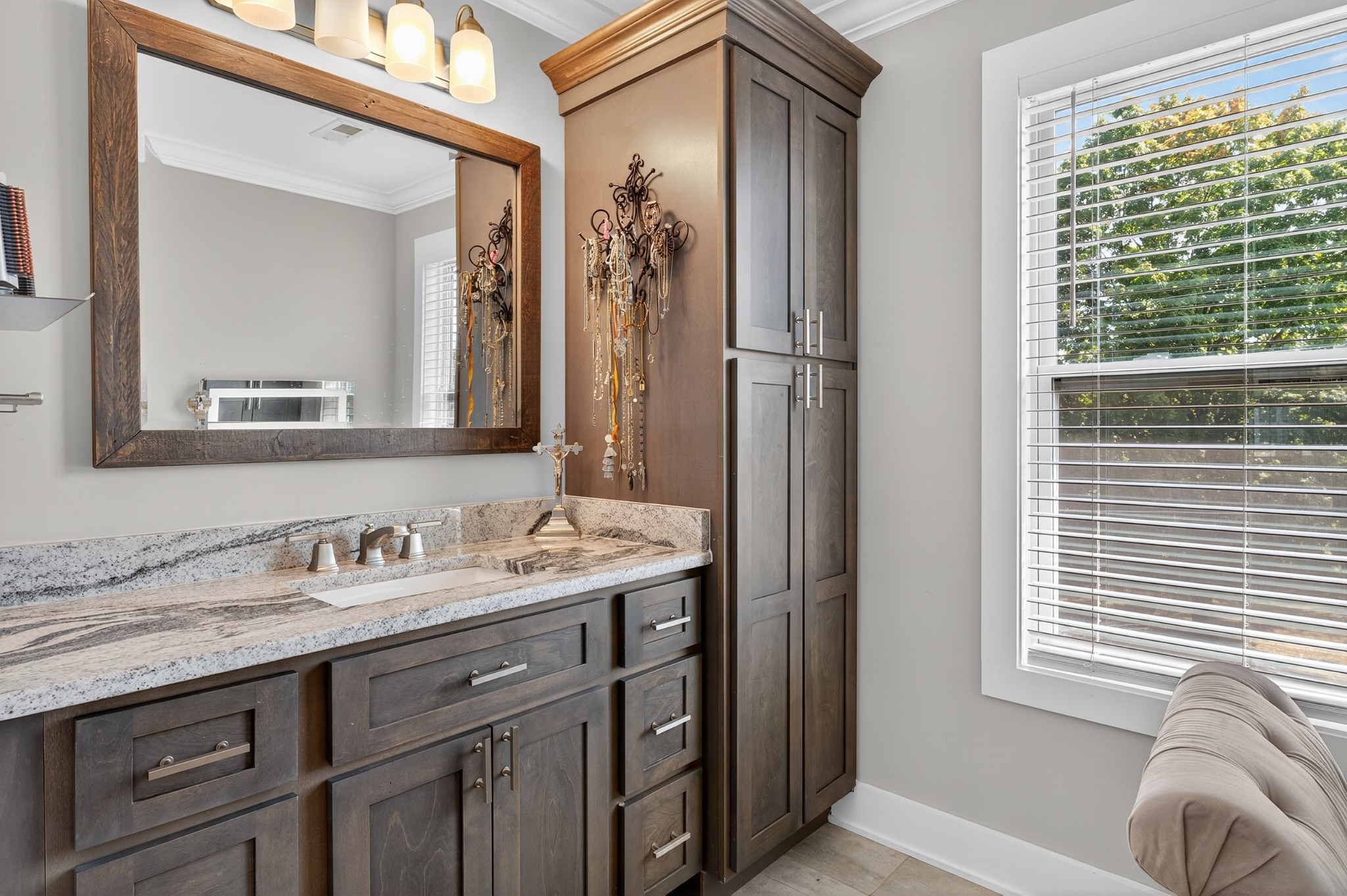 310 Weeping Elm Rd