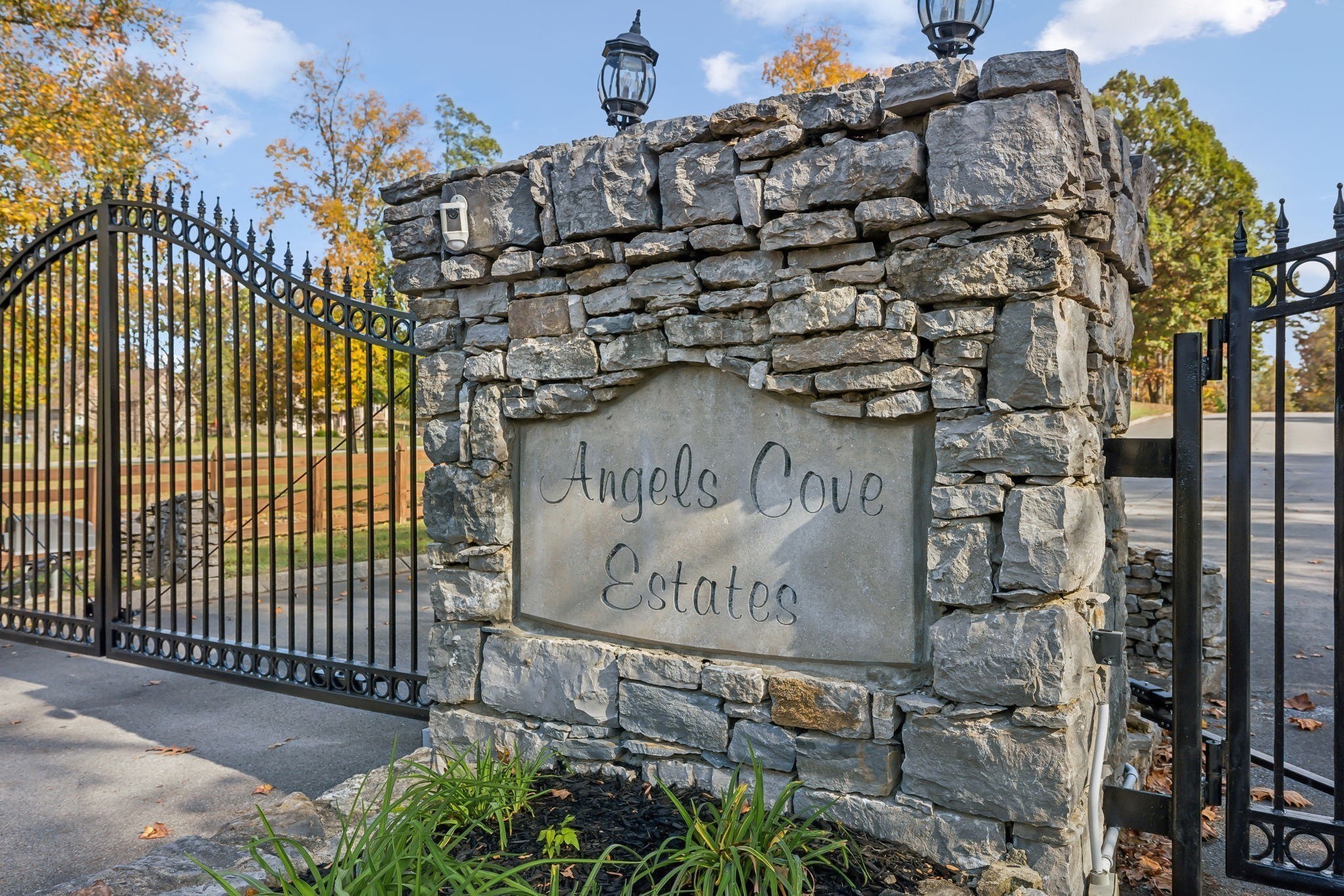 7025 Cairo Bend Rd
