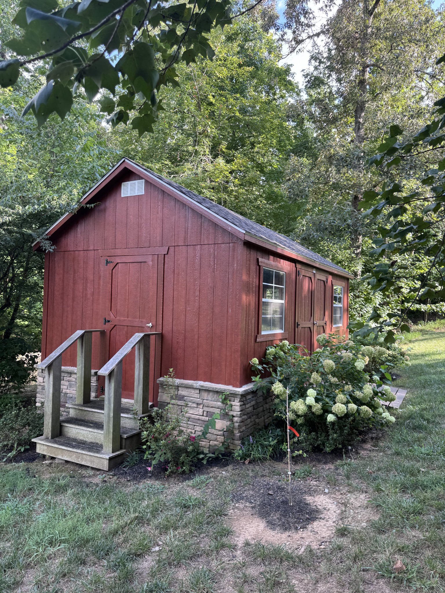 124 Angels Cove Ln