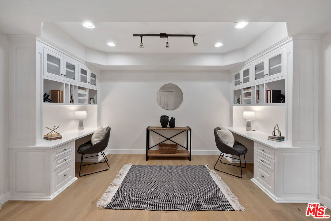 1629 Armacost Ave Unit: 101