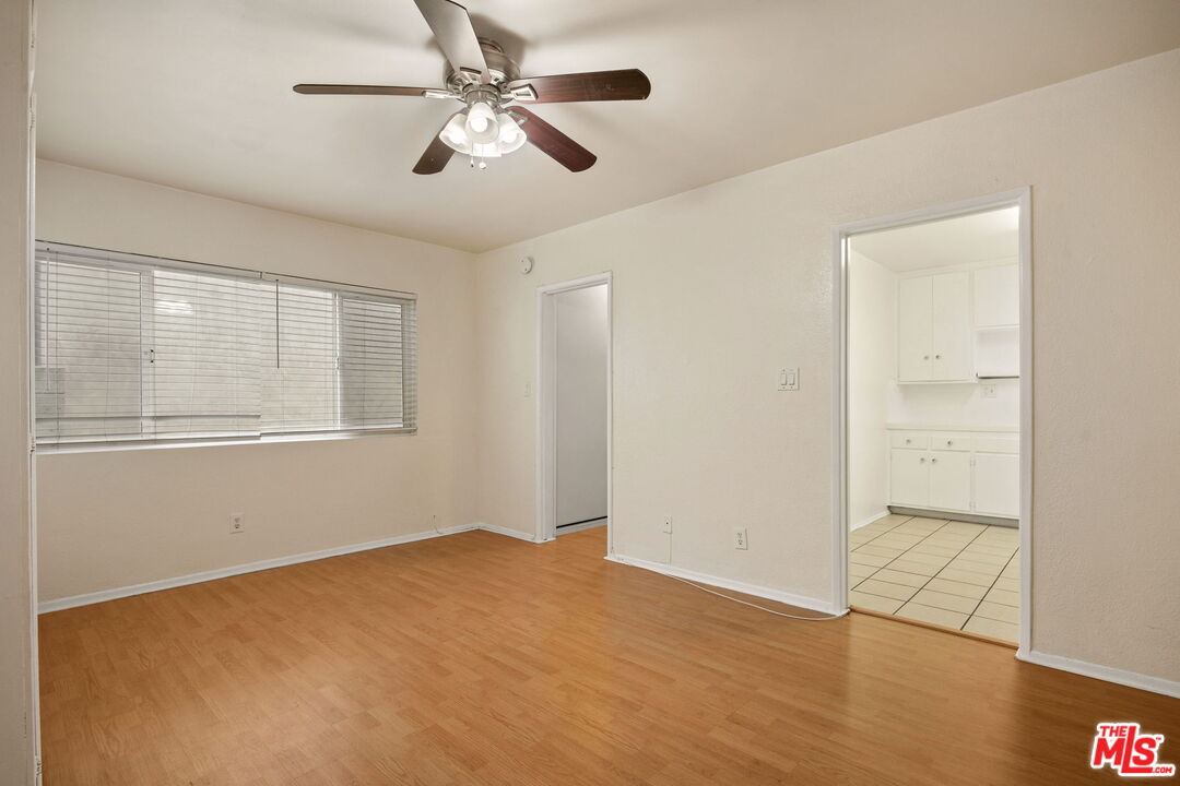 161 W Channel Rd Unit: 4