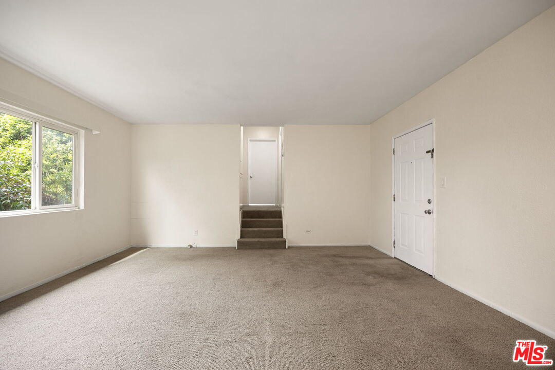 161 W Channel Rd Unit: 5