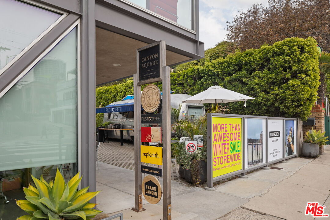 161 W Channel Rd Unit: 5