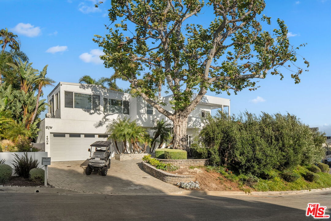 4908 Bunnie Ln