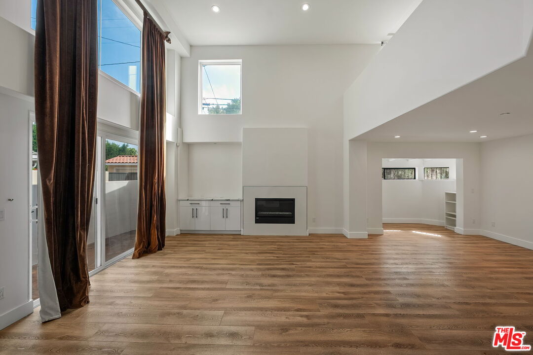 1107 Princeton St Unit: 105