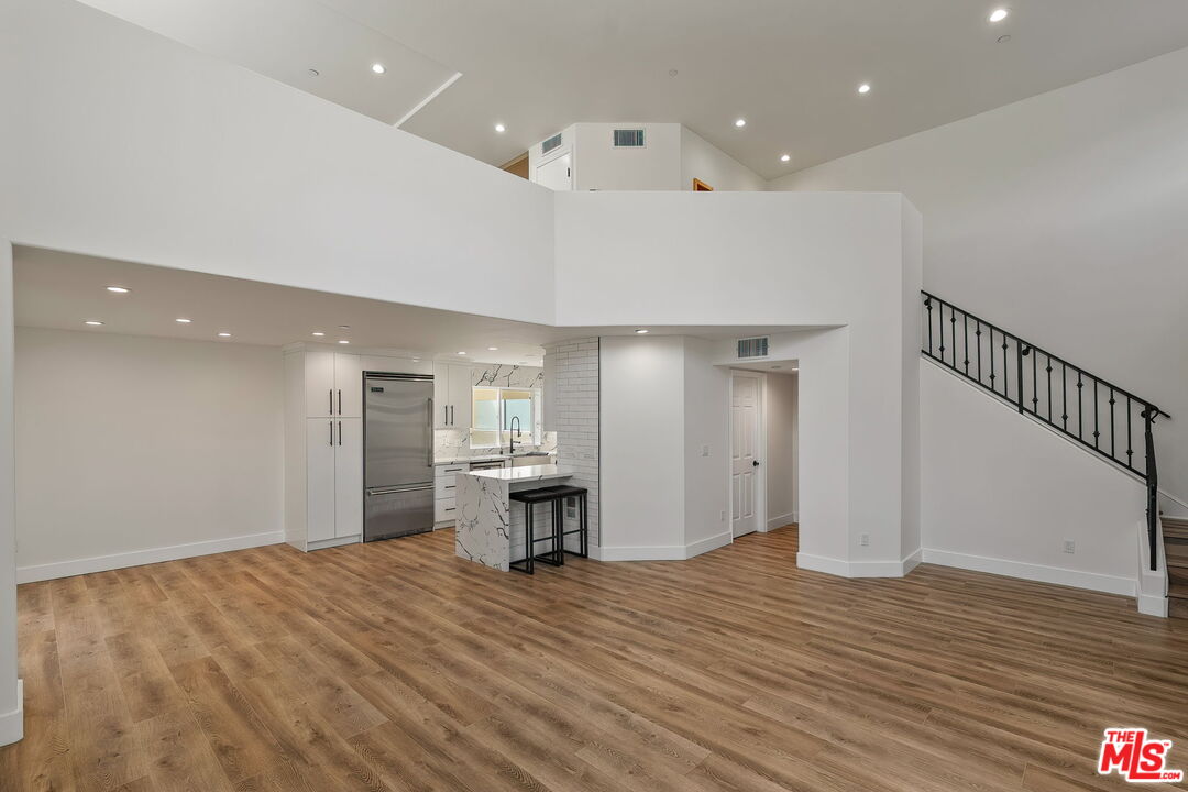 1107 Princeton St Unit: 105