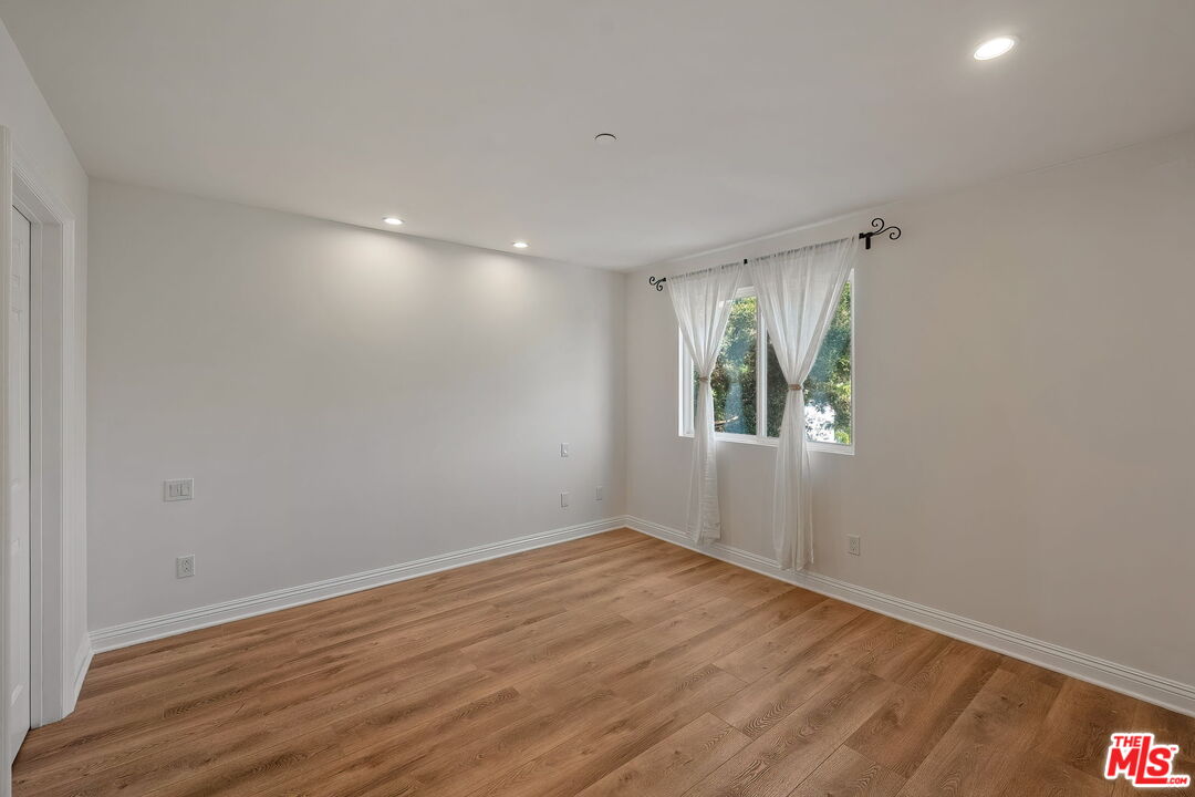 1107 Princeton St Unit: 105