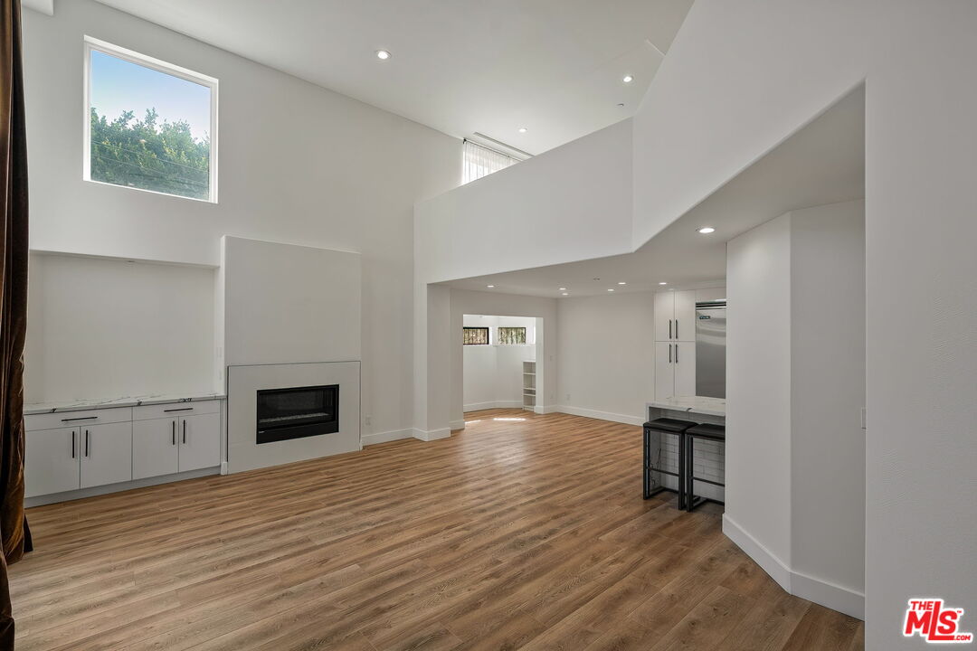 1107 Princeton St Unit: 105