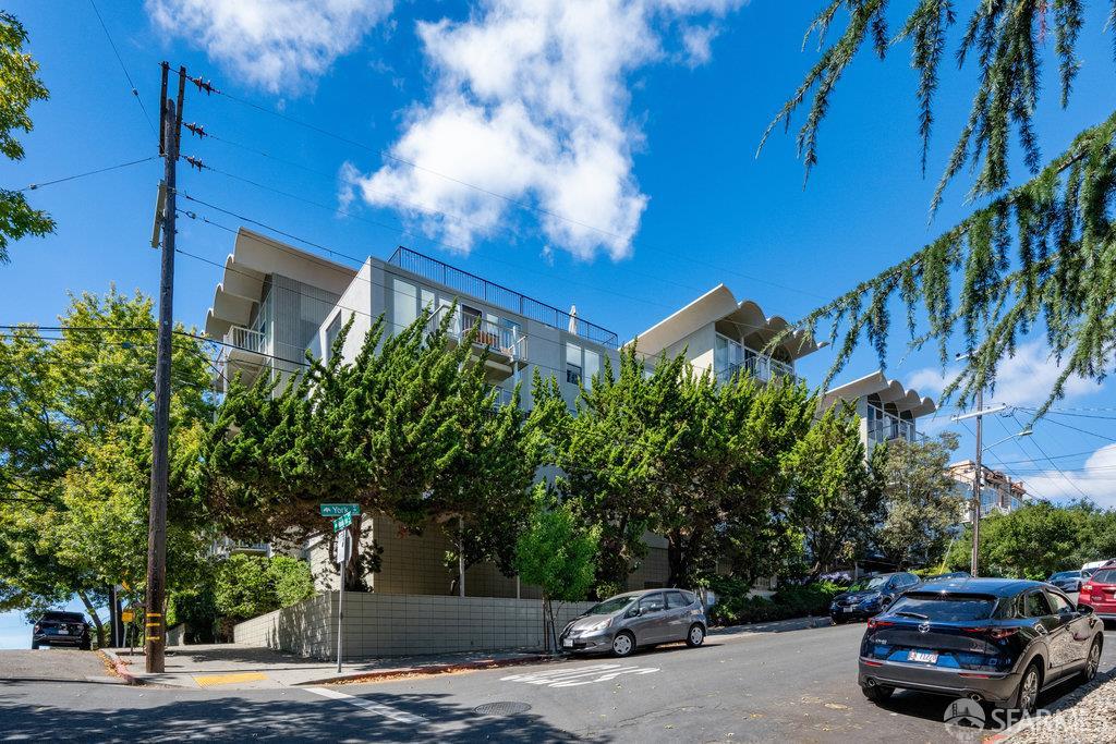 811 York Street # 335