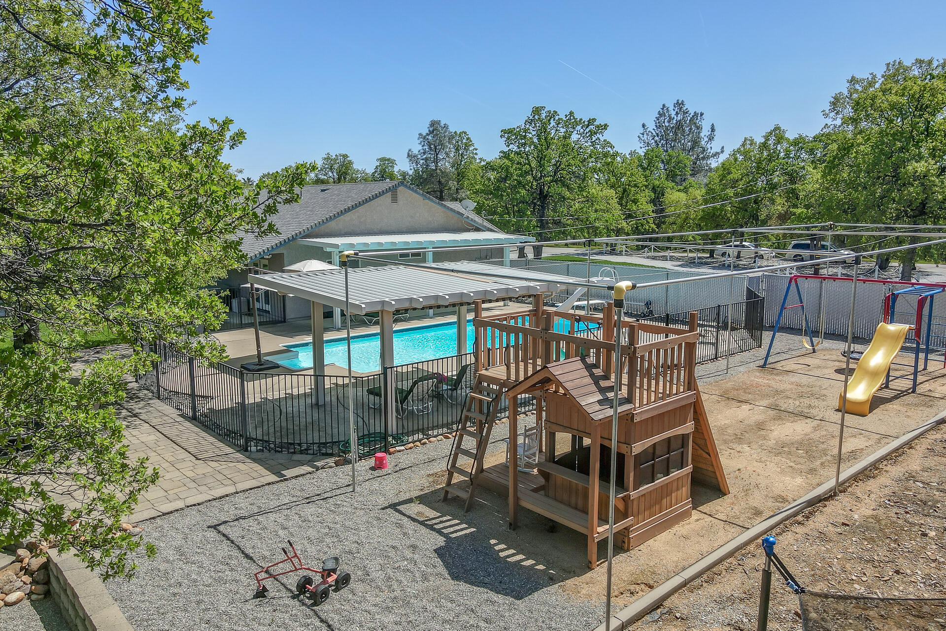 17400 Pittim Drive