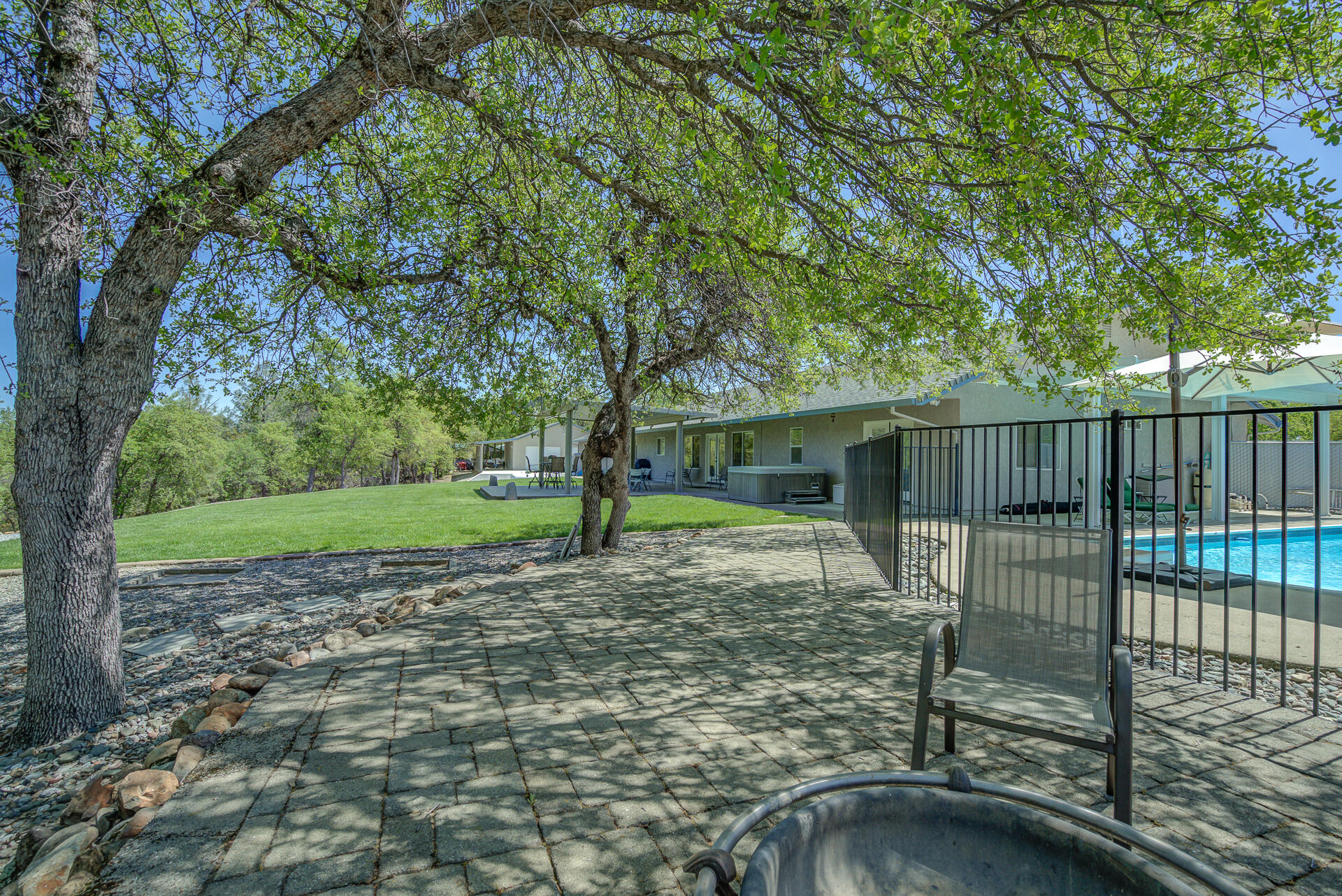 17400 Pittim Drive