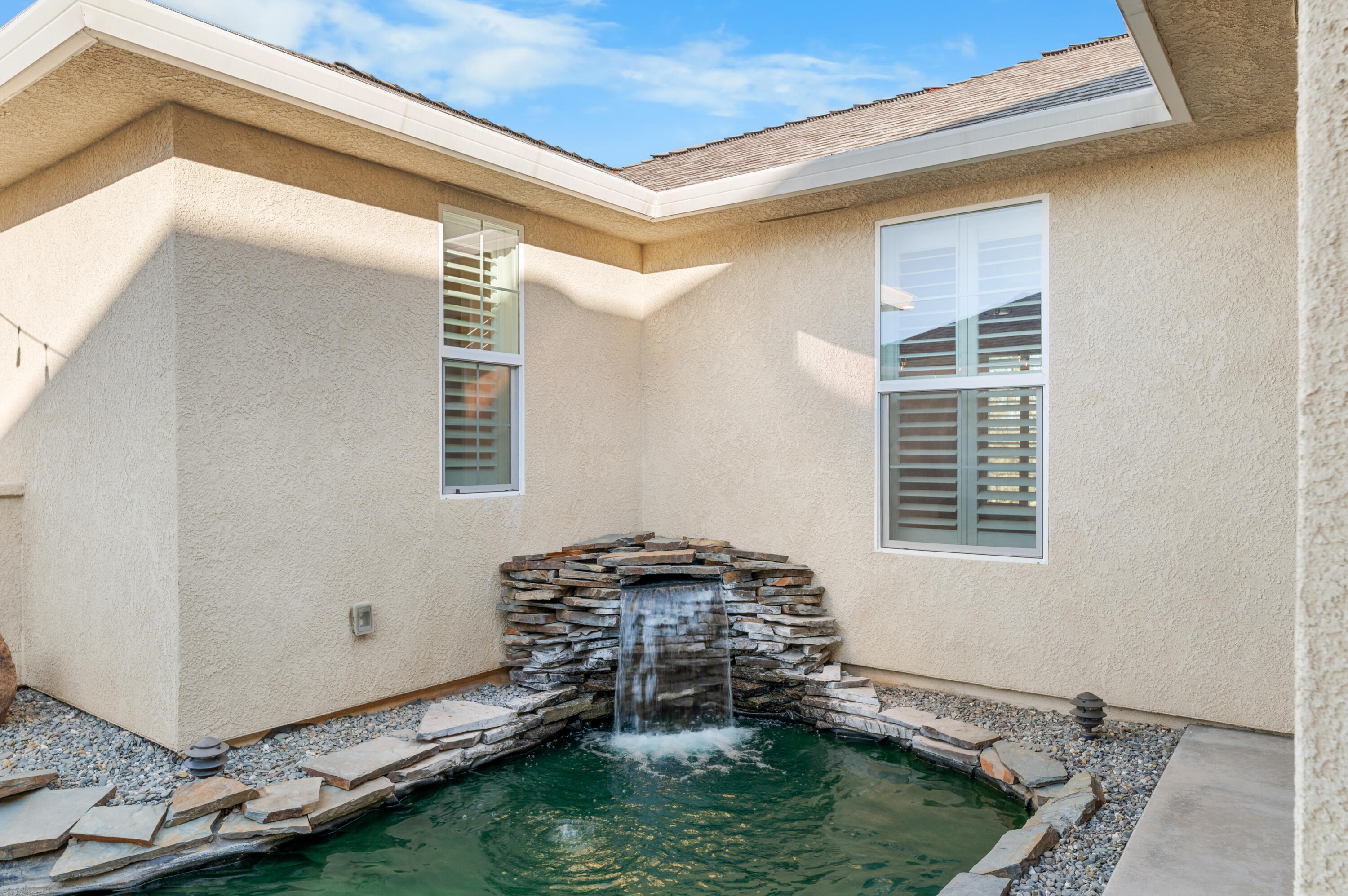 21999 Los Altos Drive