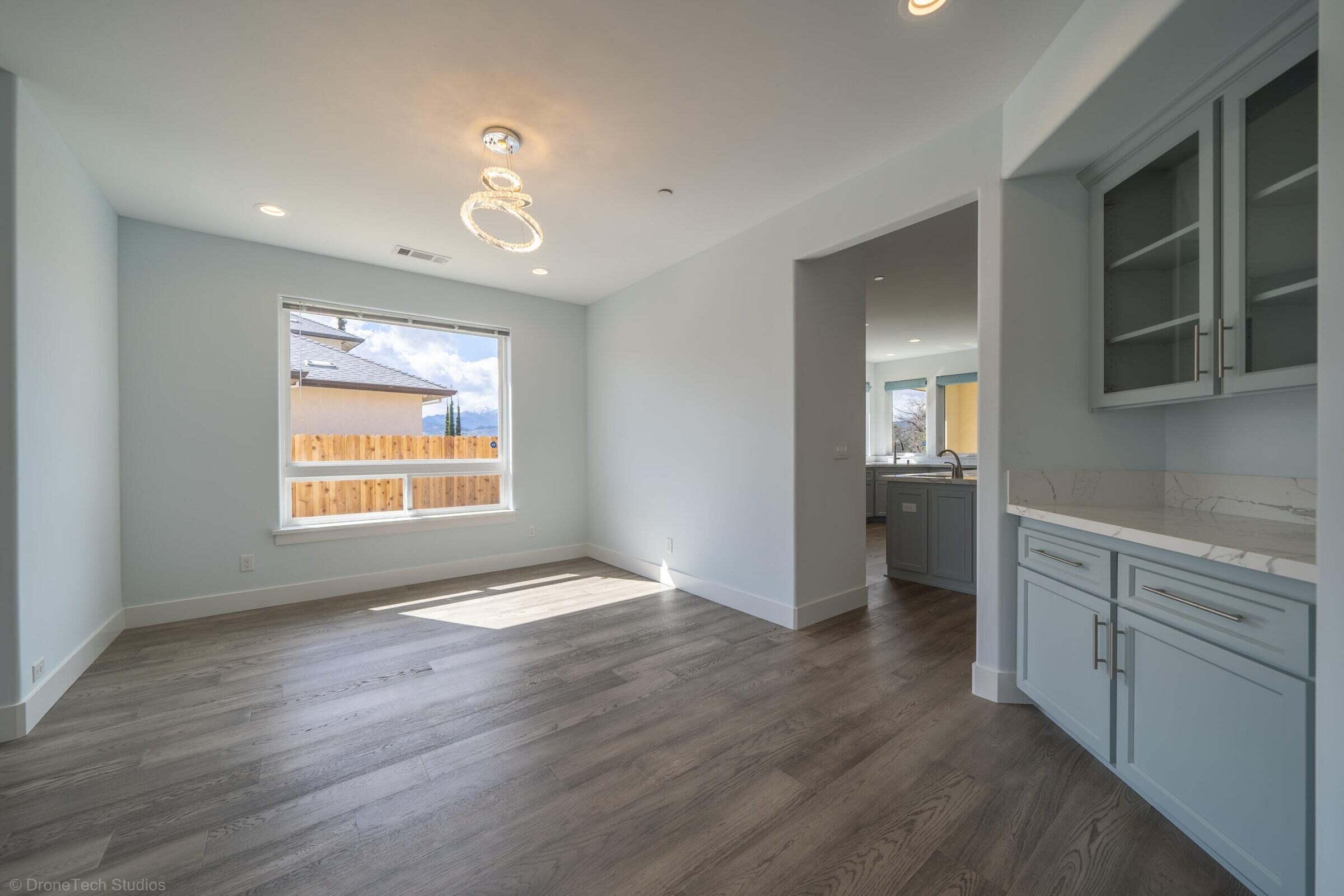 3720 Sunflower Drive