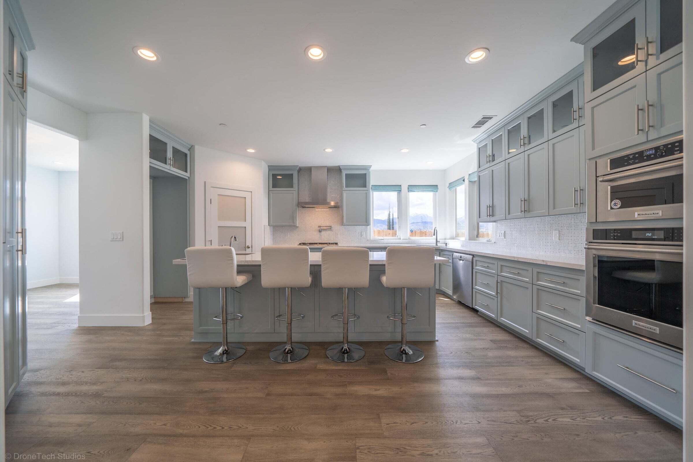 3720 Sunflower Drive