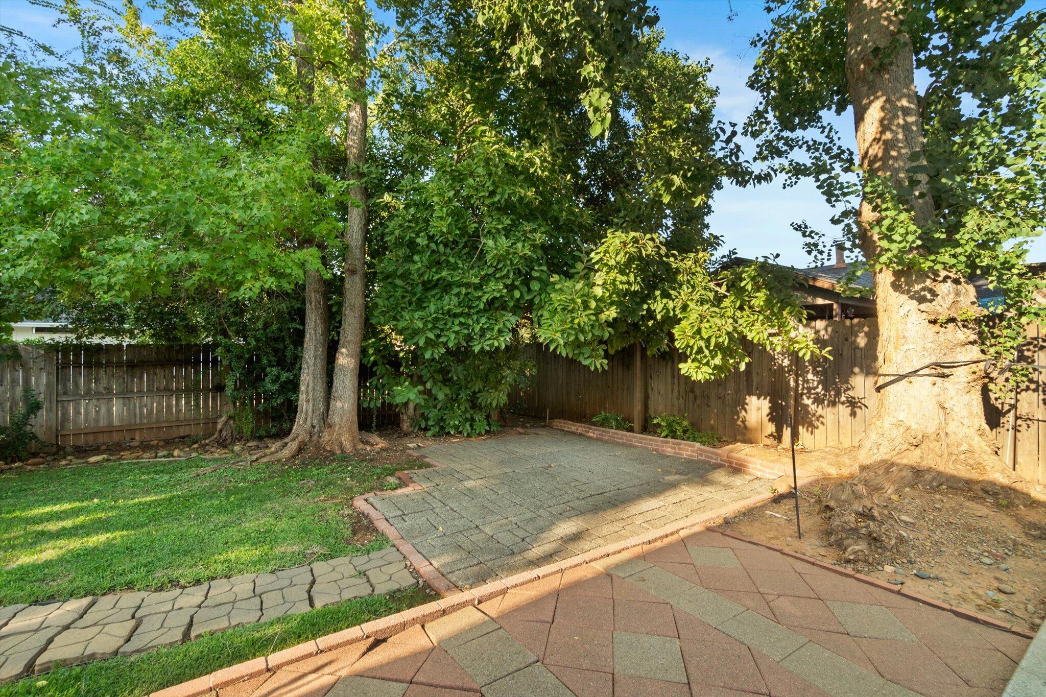 1866 Silverfield Loop
