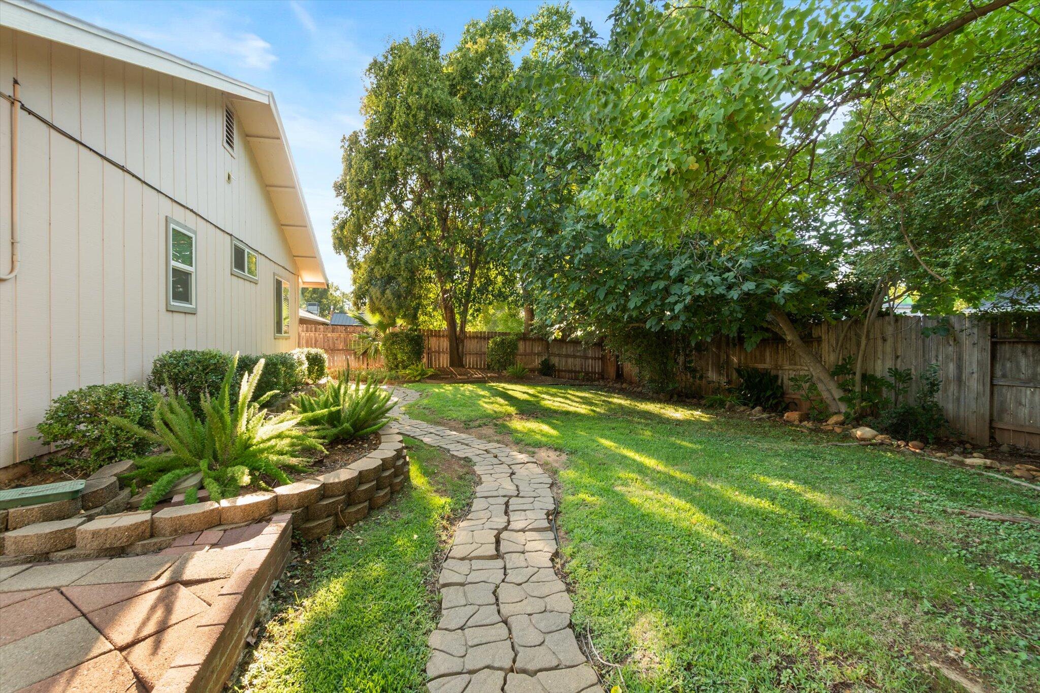 1866 Silverfield Loop