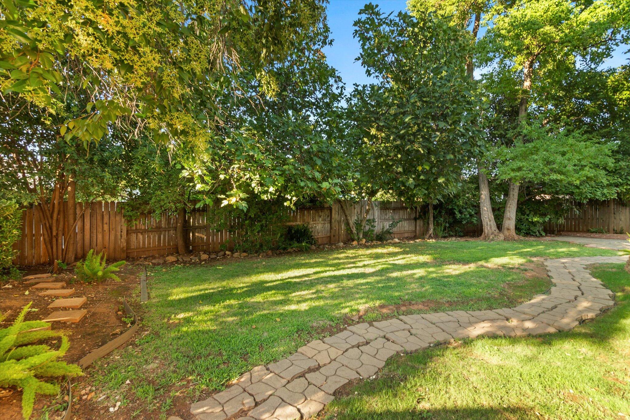 1866 Silverfield Loop